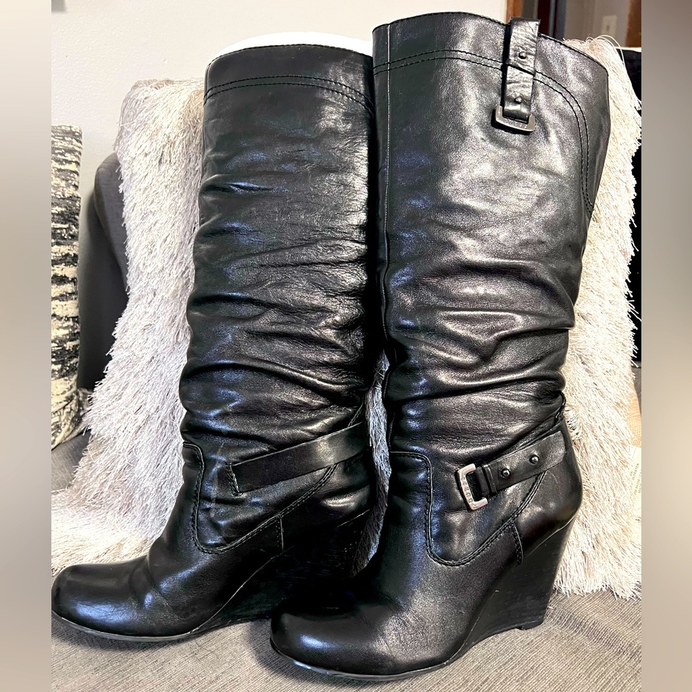 Guess tall wedge boot